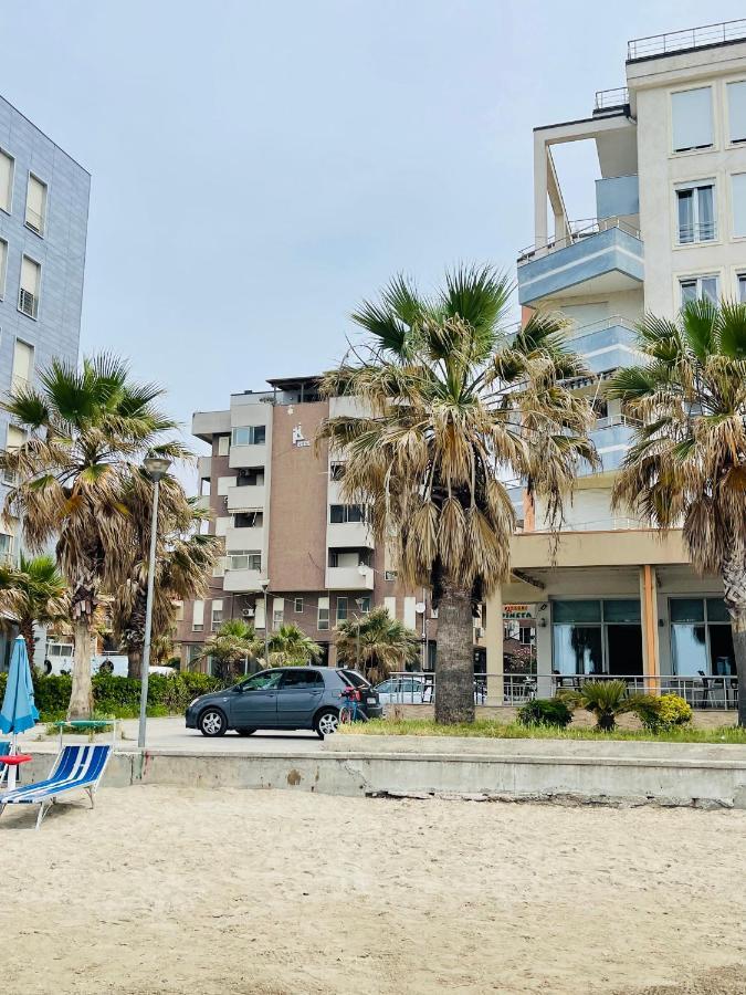 Blue Apartment Durrës Eksteriør billede